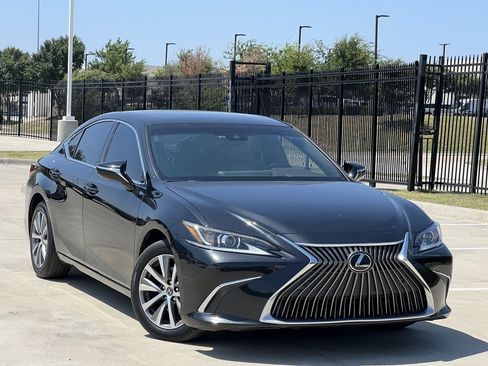 Used 2021 Lexus ES 350 w/ Premium Package FWD image 2