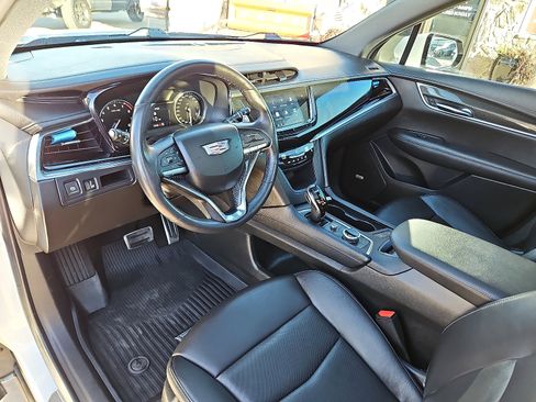 Used 2021 Cadillac XT6 Sport image 12