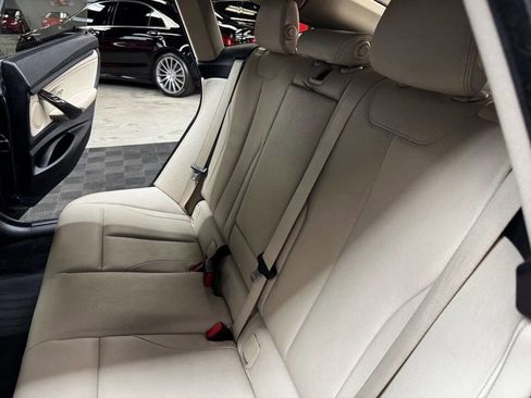 Used 2015 BMW 328i Gran Turismo xDrive image 45