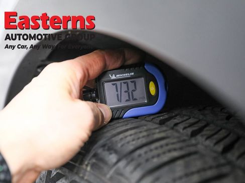 Used 2022 Volkswagen ID.4 Pro S w/ Gradient Package image 26