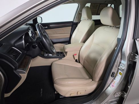 Used 2018 Subaru Outback 2.5i Limited AWD/4WD image 15