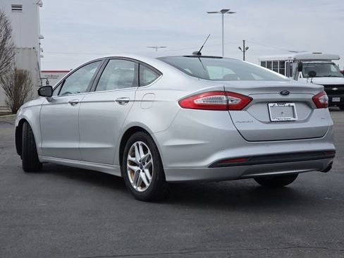Used 2013 Ford Fusion SE image 16