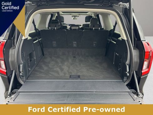 Certified 2025 Ford Expedition Max Platinum AWD/4WD image 7