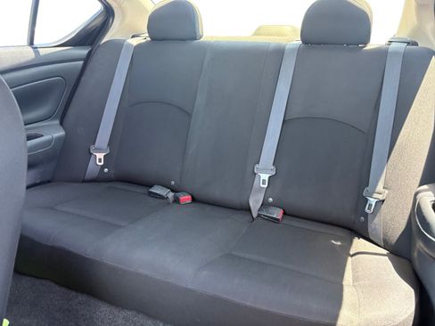 Used 2015 Nissan Versa S FWD image 16