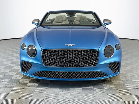 Certified 2021 Bentley Continental GT V8 AWD/4WD image 8