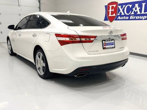 Used 2014 Toyota Avalon Limited FWD image 9