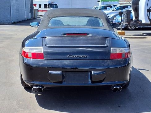 Used 2004 Porsche 911 Carrera 4S AWD/4WD image 4