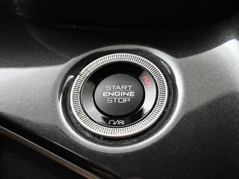 Used 2022 Jeep Grand Cherokee L Laredo AWD/4WD image 5