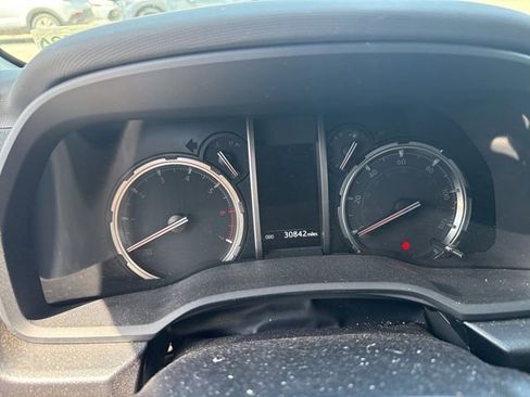 Used 2024 Toyota 4Runner TRD Off-Road Premium image 8