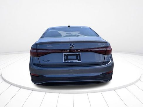 Used 2025 Volkswagen Jetta Sport FWD image 4
