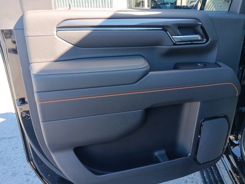 New 2026 GMC Sierra 2500 AT4 w/ AT4 Premium Plus Package image 17