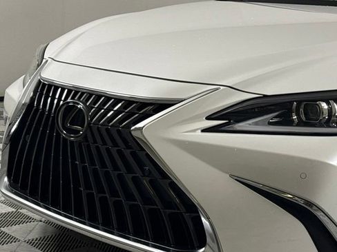 Used 2025 Lexus ES 350 w/ Premium Package FWD image 15