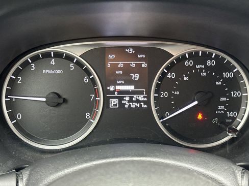 Used 2024 Nissan Kicks S image 24