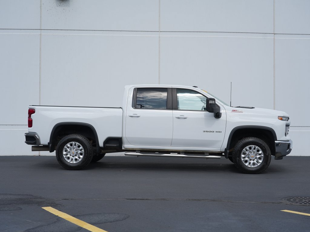 Certified 2025 Chevrolet Silverado 3500 LT w/ All Star Edition AWD/4WD image 2