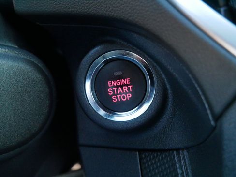 Used 2023 Subaru Forester Premium image 31