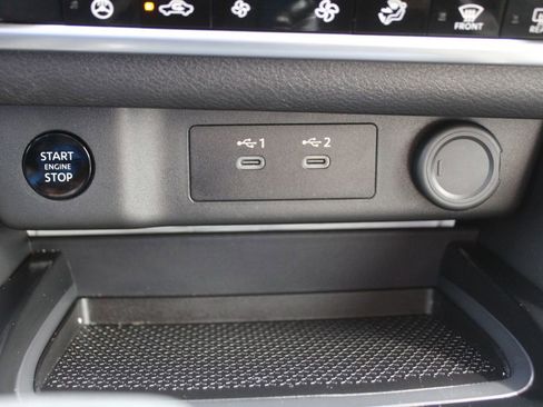 Used 2024 Nissan Rogue SV w/ SV Premium Package FWD image 43