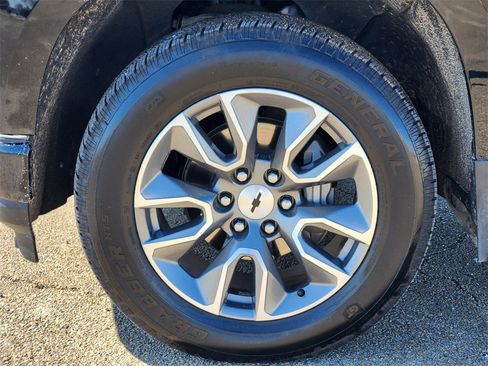 Used 2022 Chevrolet Silverado 1500 RST w/ Bed Protection Package image 12