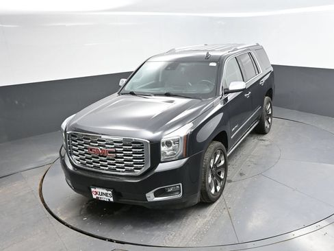 Used 2020 GMC Yukon Denali w/ Denali Ultimate Black Edition AWD/4WD image 28