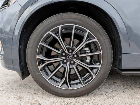 Certified 2025 MAZDA CX-70 3.3 Turbo S w/ Premium Package image 9