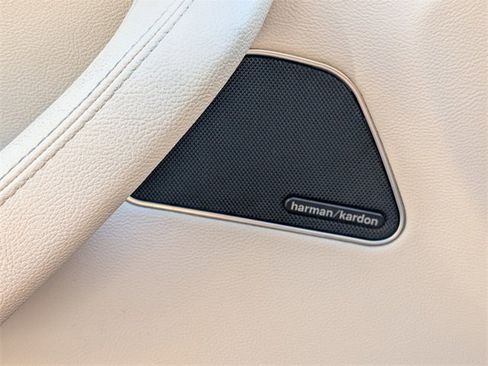 Used 2022 Maserati Levante GT image 33