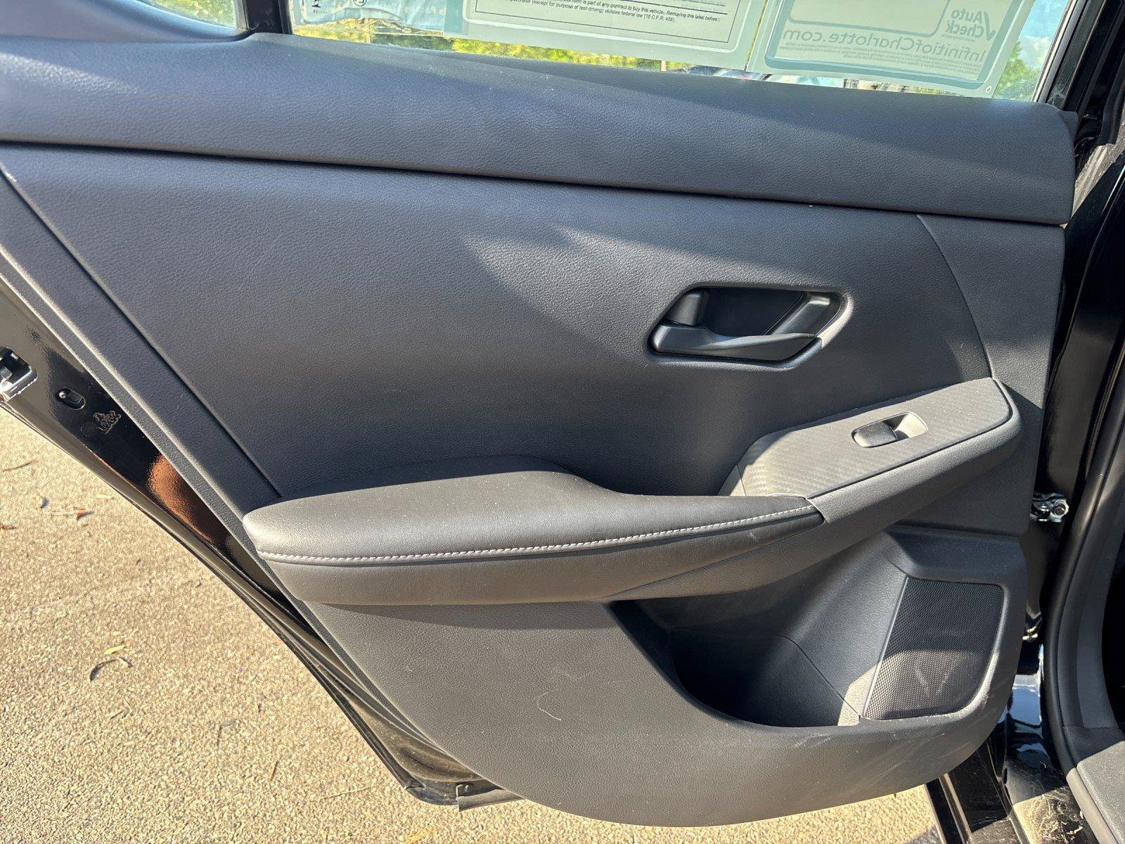 Used 2025 Nissan Sentra S FWD image 31