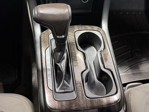 Used 2019 GMC Canyon SLE RWD image 23
