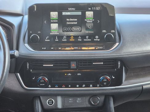 Used 2022 Nissan Rogue Platinum w/ Head-Up Display Package image 21