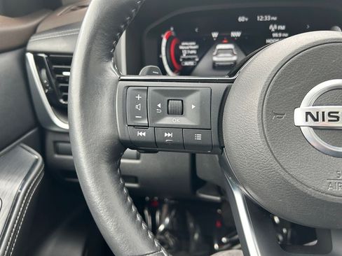 Used 2021 Nissan Rogue Platinum AWD/4WD image 15