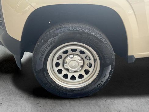 Certified 2023 Chevrolet Colorado W/T RWD image 24