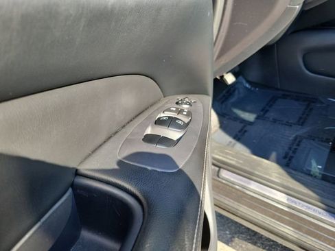 Used 2017 Nissan Pathfinder SL w/ SL Tech Package image 11