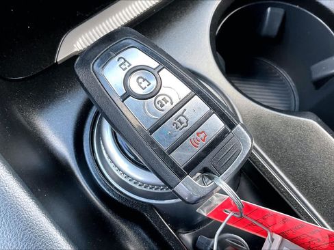 Used 2025 Ford Explorer ST-Line AWD/4WD image 14