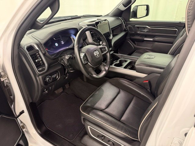 Used 2023 RAM 1500 Laramie AWD/4WD image 10