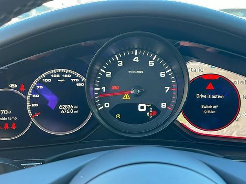 Used 2022 Porsche Panamera Platinum Edition image 25