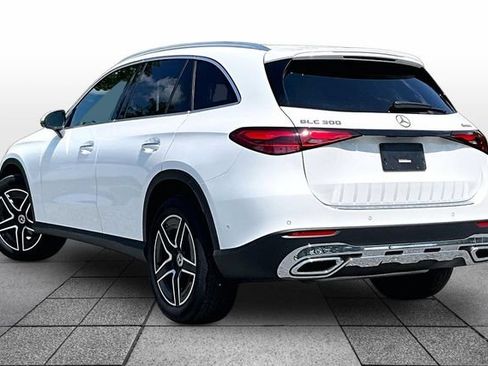 Used 2026 Mercedes-Benz GLC 300 4MATIC image 5