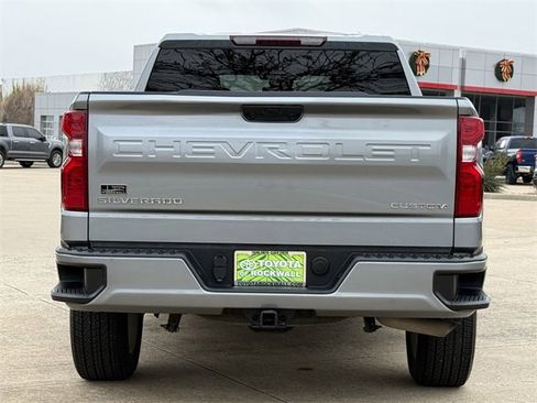 Used 2024 Chevrolet Silverado 1500 Custom image 8