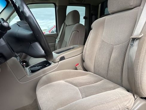 Used 2004 Chevrolet Silverado 1500 4x4 Extended Cab w/ Z71 Convenience Package 1 image 7