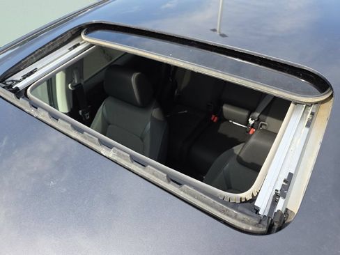 Used 2024 Honda CR-V EX image 8