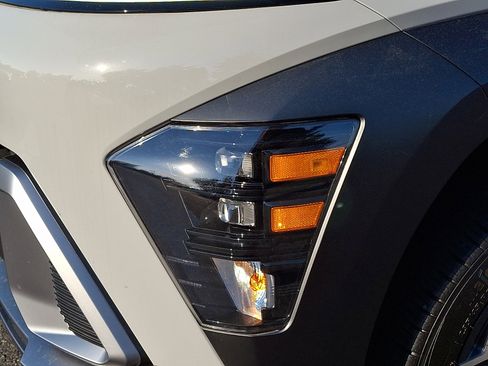 Certified 2026 Hyundai Kona SEL Premium AWD/4WD image 9