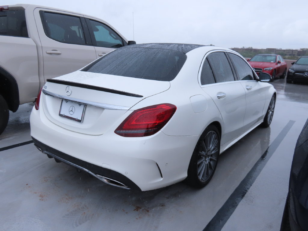 Used 2020 Mercedes-Benz C 300 Sedan image 3