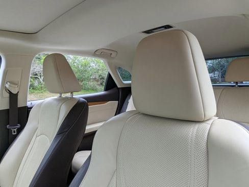 Used 2018 Lexus RX 350 RX 350 w/ Premium Package image 18