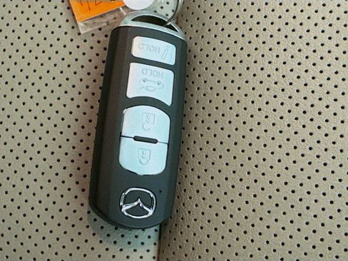 Used 2017 MAZDA MAZDA6 Touring image 34