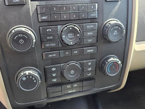 Used 2009 Ford Escape XLS image 8