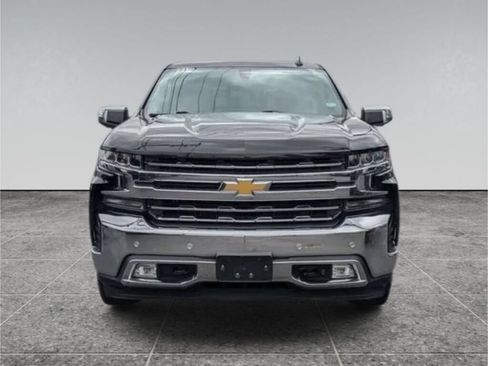 Used 2020 Chevrolet Silverado 1500 LTZ w/ LTZ Plus Package AWD/4WD image 2