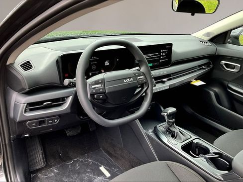 New 2026 Kia K4 FWD image 7