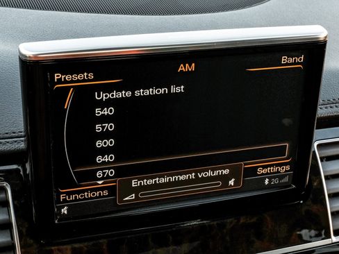 Used 2017 Audi A8 L 4.0T w/ Driver Assistance Package image 34