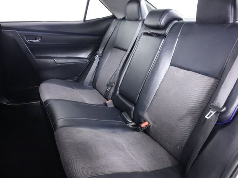 Used 2017 Toyota Corolla SE w/ SE Premium Package FWD image 33