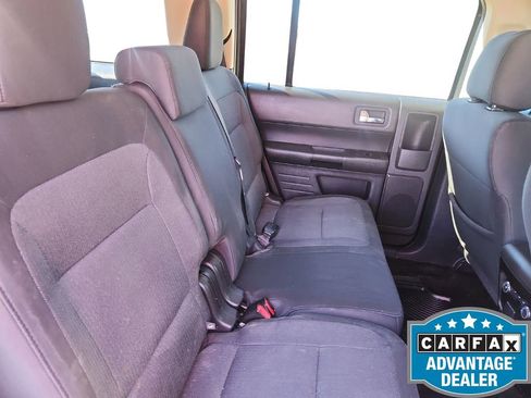 Used 2019 Ford Flex SE image 26