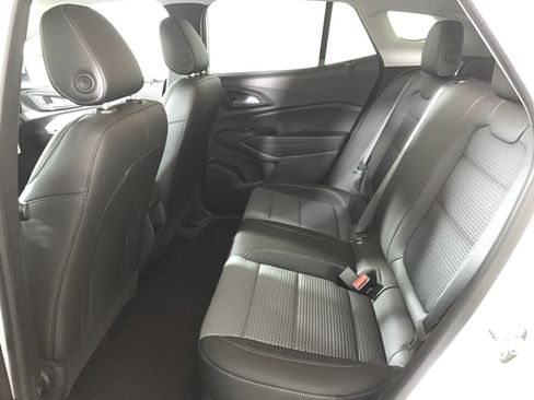 New 2026 Chevrolet Trax LT image 8