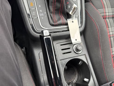 Used 2019 Volkswagen GTI Rabbit Edition image 22