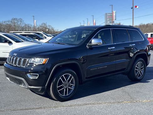 Used 2021 Jeep Grand Cherokee Limited image 2
